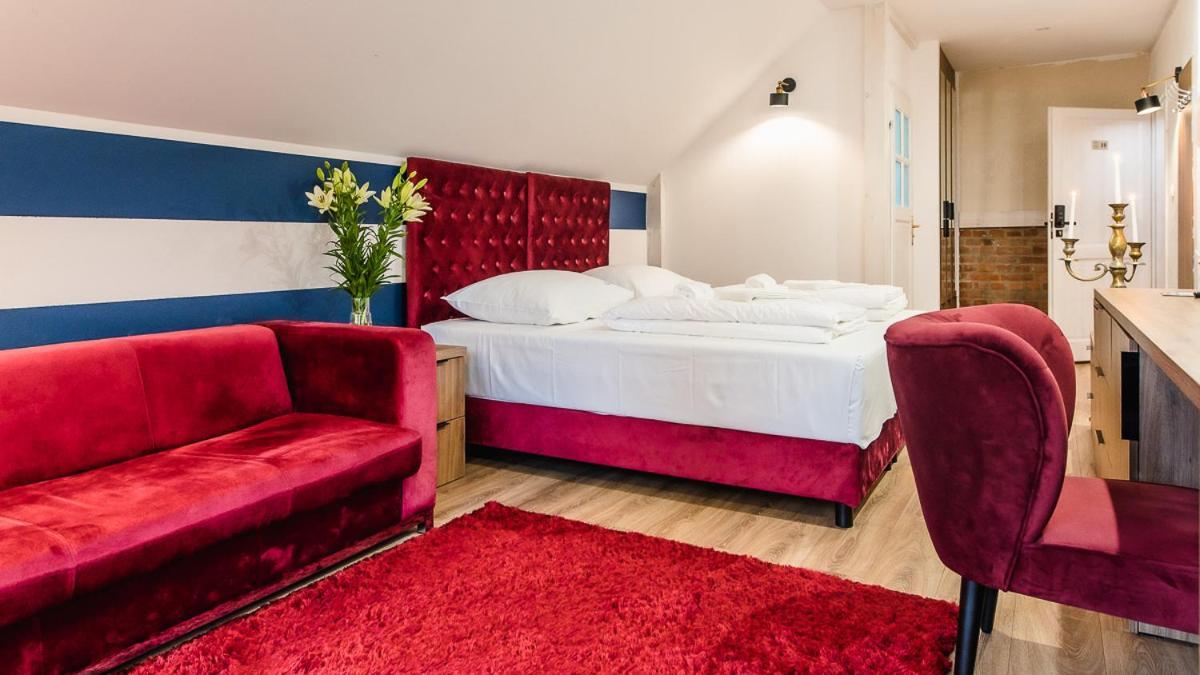 Apartamenty Kapitanskie オワバ エクステリア 写真